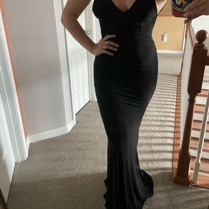Stretchy backless dress only worn once!